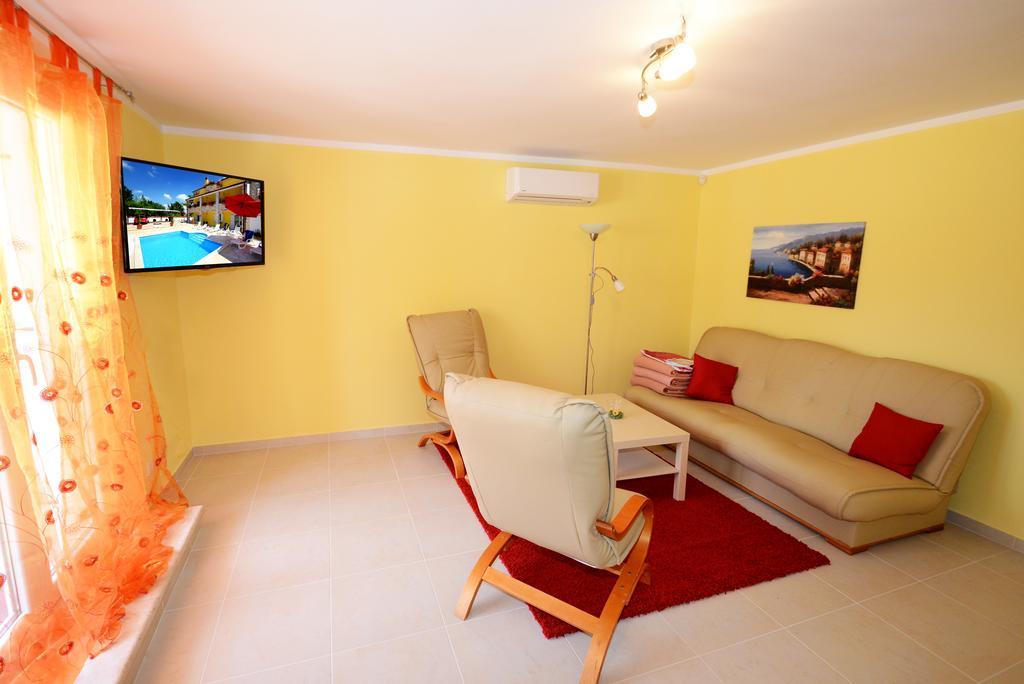 Apartments Villa Mimi Višnjan Habitación foto